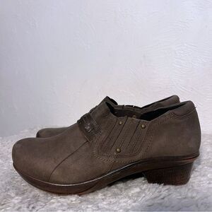 Abeo 24/7  Carina Slip On Slip Resistant Brown Clogs Mules Shoes Women's Size 9